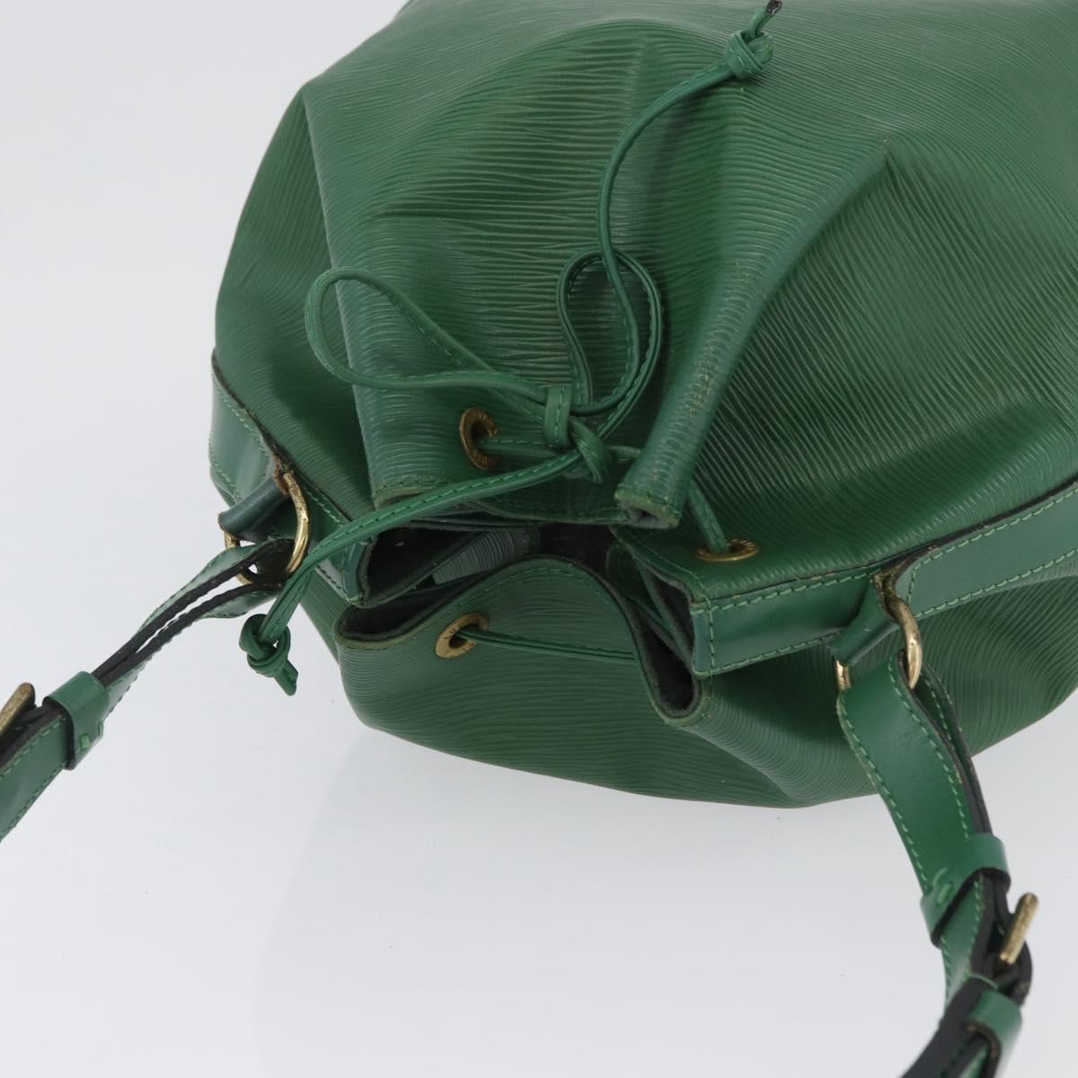 LOUIS VUITTON Epi Petit Noe Shoulder Bag Green M44104 LV Auth BA11550