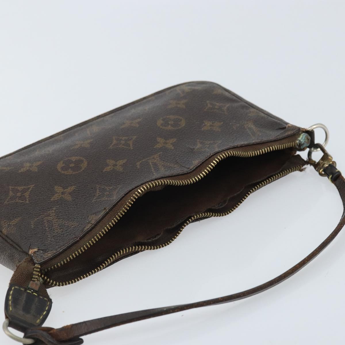 LOUIS VUITTON Monogram Pochette Accessoires Pouch M51980 LV Auth BA11611