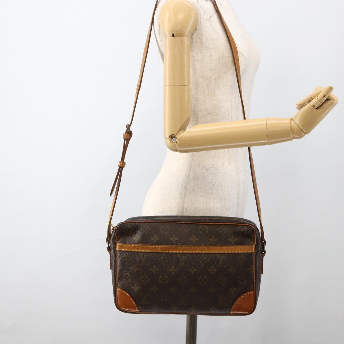 LOUIS VUITTON Monogram Trocadero 30 Shoulder Bag M51272 LV Auth BA11659