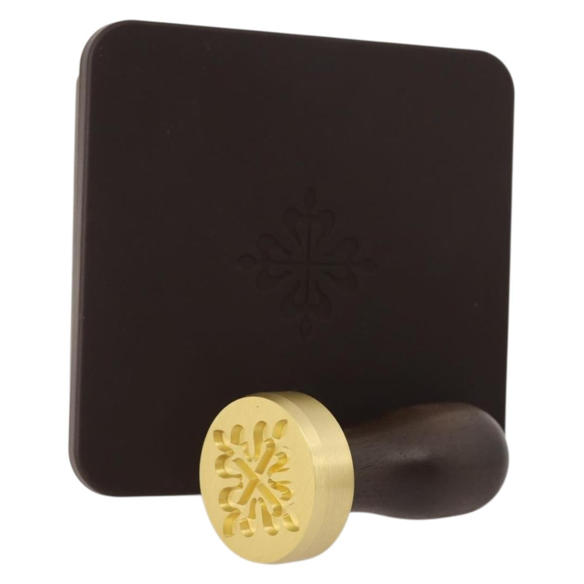 Patek Philippe Sealing Stamp metal Gold Tone Auth BA11724