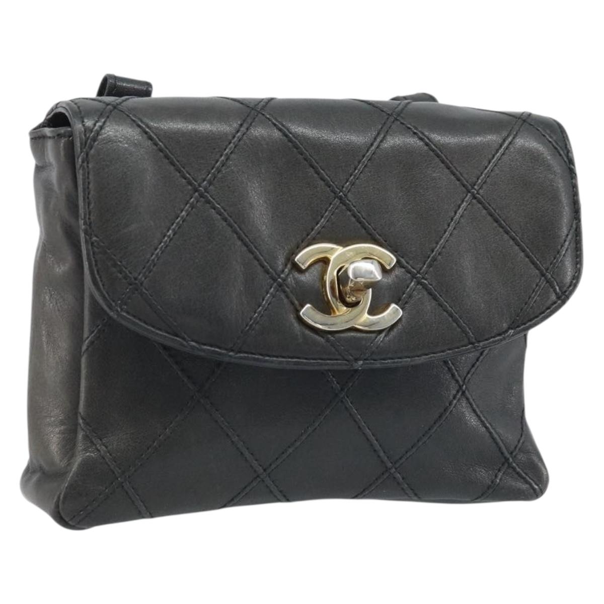 CHANEL Bicolore Belt Bag Lamb Skin Black Gold CC Auth BA11734A