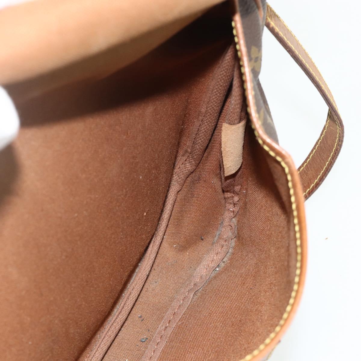 LOUIS VUITTON Monogram Saumur 30 Shoulder Bag M42256 LV Auth BA12118