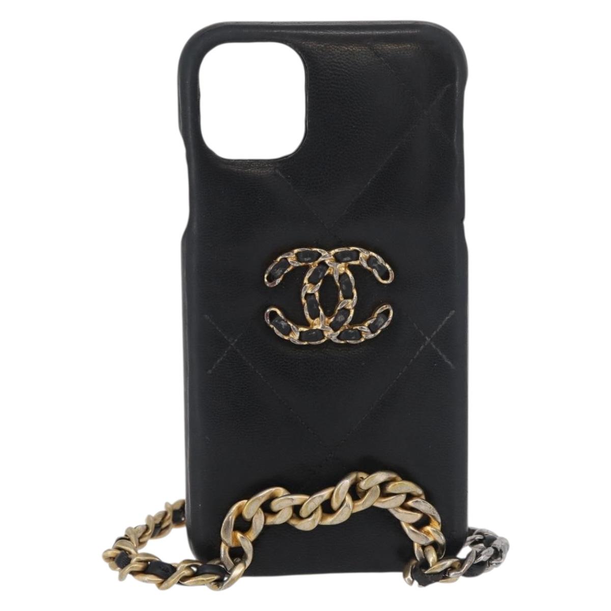 CHANEL Matelasse Chain iPhone Case Bag Lamb Skin Black Gold CC Auth BA12149A