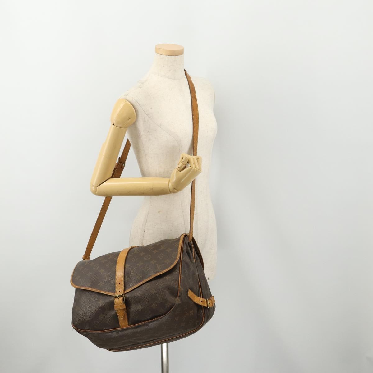 LOUIS VUITTON Monogram Saumur 35 Shoulder Bag M42254 LV Auth BA12326