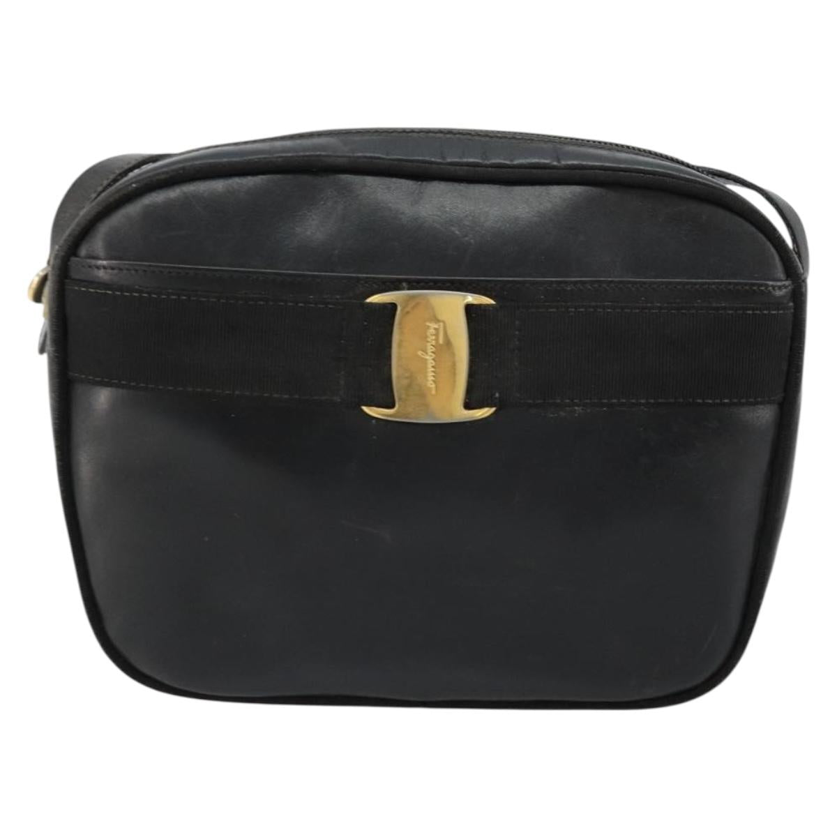 Salvatore Ferragamo Vala Shoulder Bag Leather Black Gold Auth BA12552