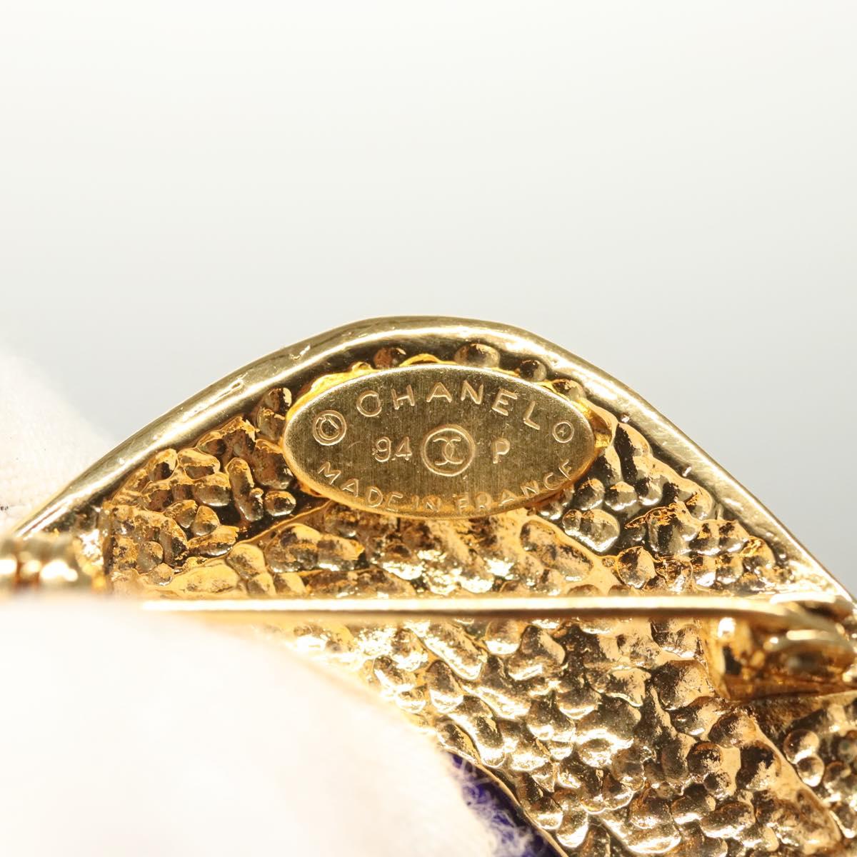CHANEL Brooch metal Gold CC Auth BA1258SAM