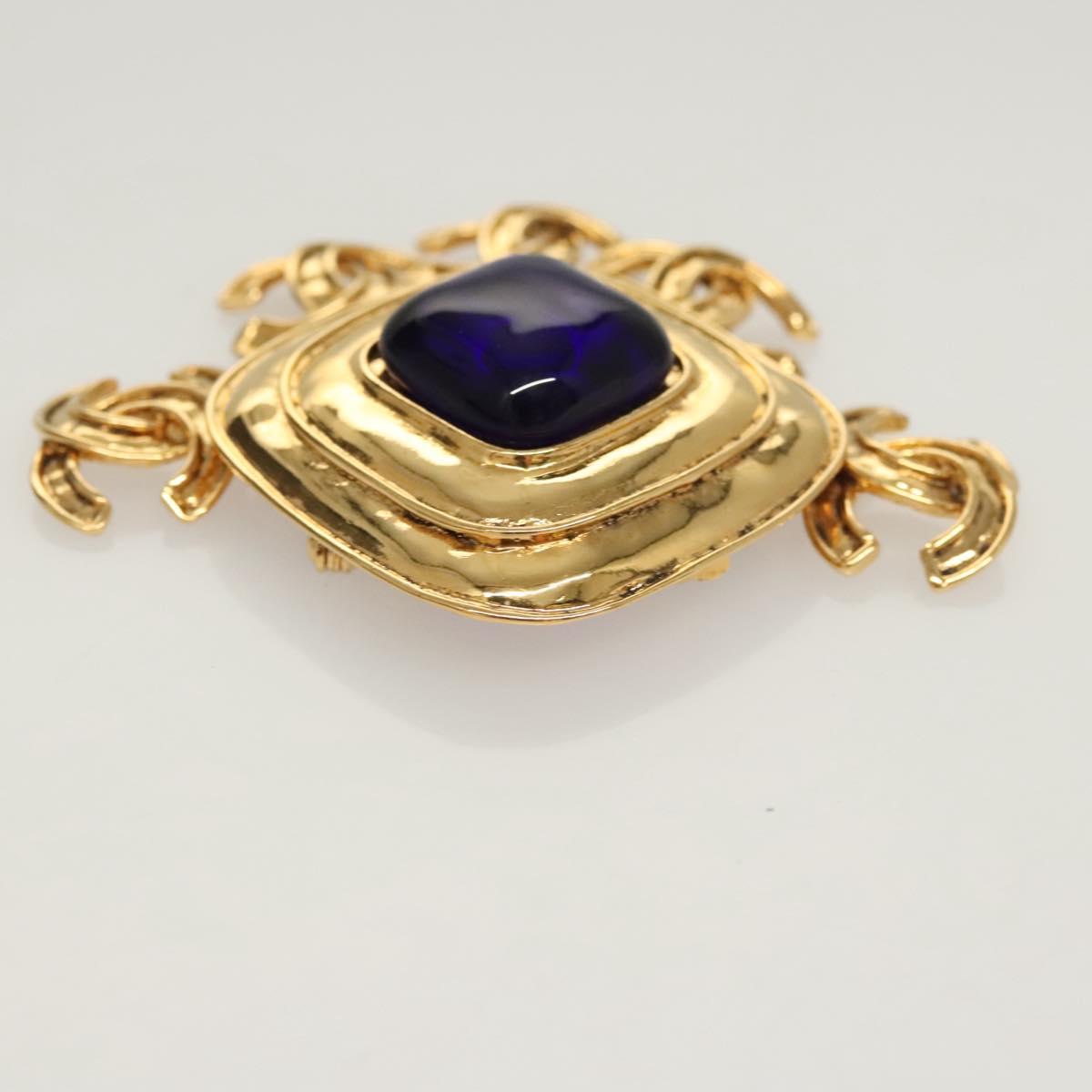 CHANEL Brooch metal Gold CC Auth BA1258SAM