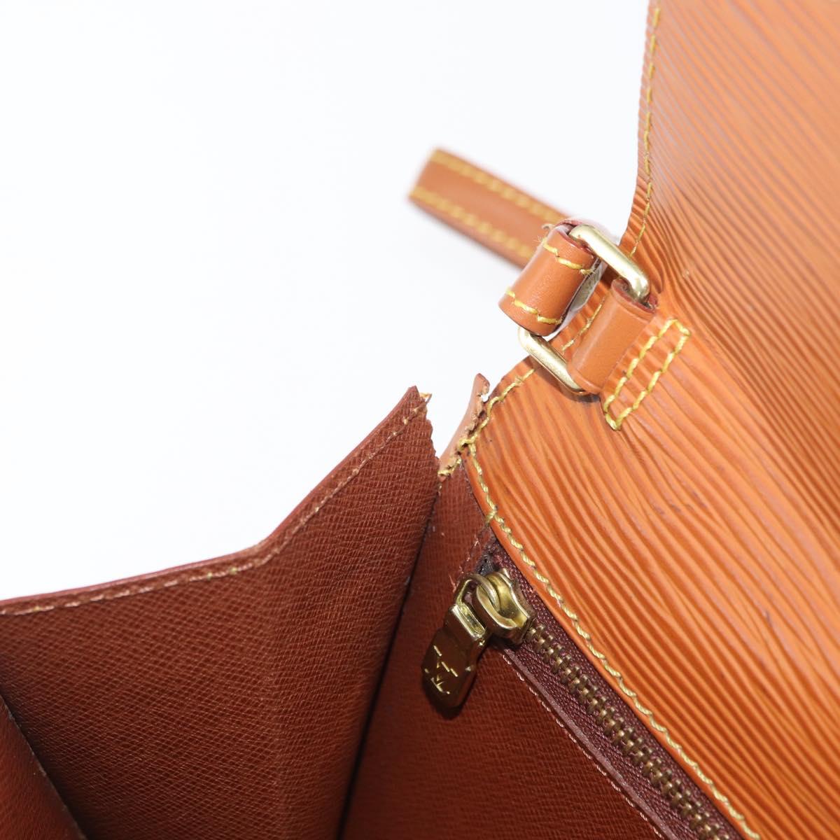 LOUIS VUITTON Epi Serie Dragonne Hand Bag Zipangu Gold M52618 LV Auth BA12593
