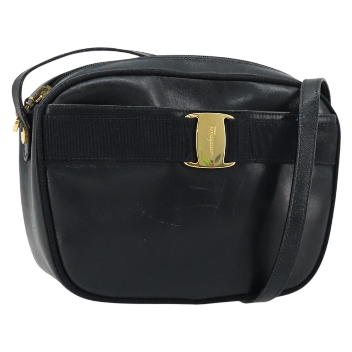 Salvatore Ferragamo Vala Shoulder Bag Leather Navy Gold Auth BA12880