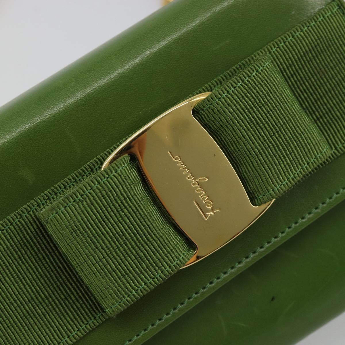 Salvatore Ferragamo Vara Ribbon Chain Bag Leather Green Gold Auth BA12890