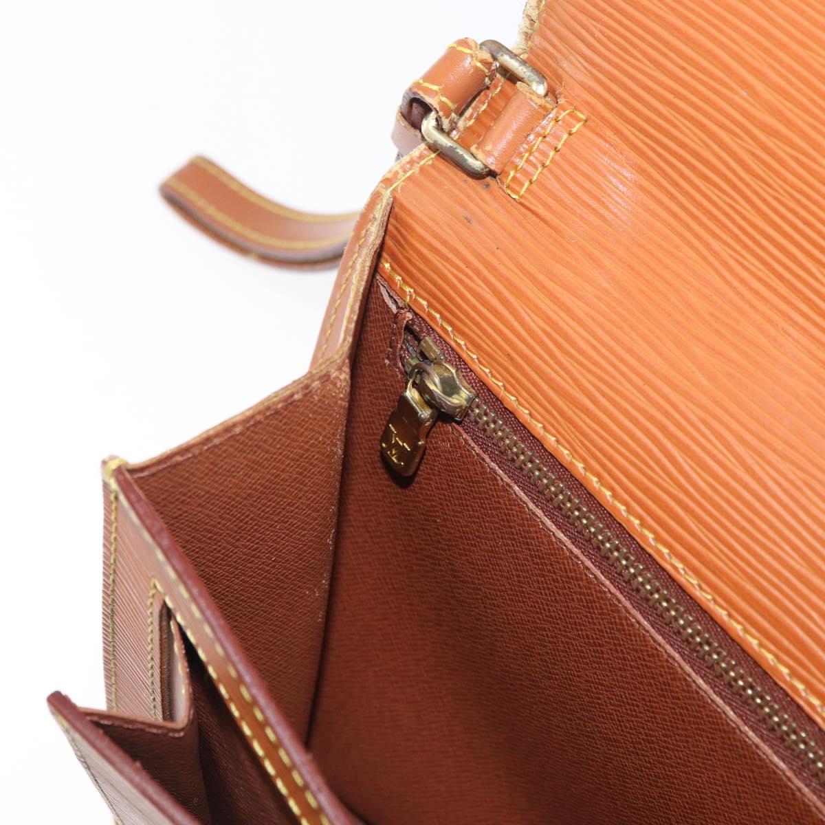 LOUIS VUITTON Epi Serie Dragonne Hand Bag Zipangu Gold M52618 LV Auth BA12910