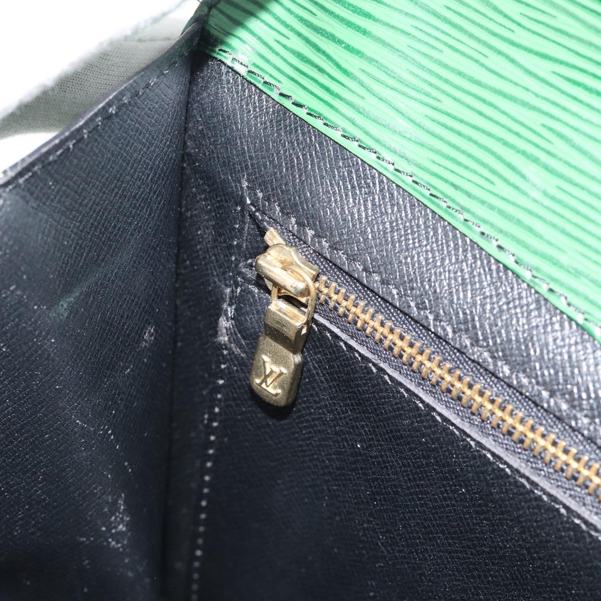 LOUIS VUITTON Epi Montaigne 27 Clutch Bag Green M52654 LV Auth BA12957