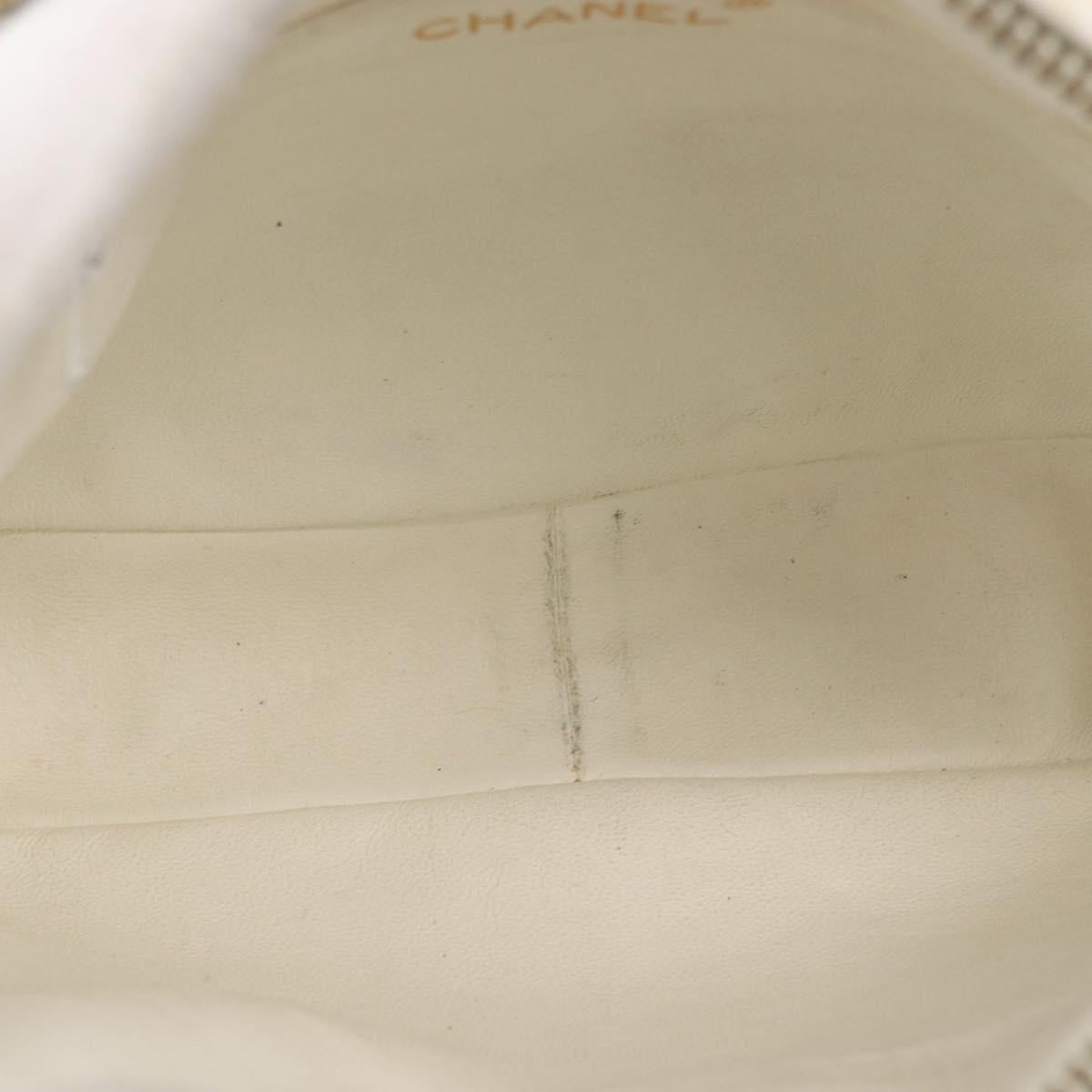 CHANEL Matelasse Chain Shoulder Bag Patent Leather Ivory Gold CC Auth BA13017
