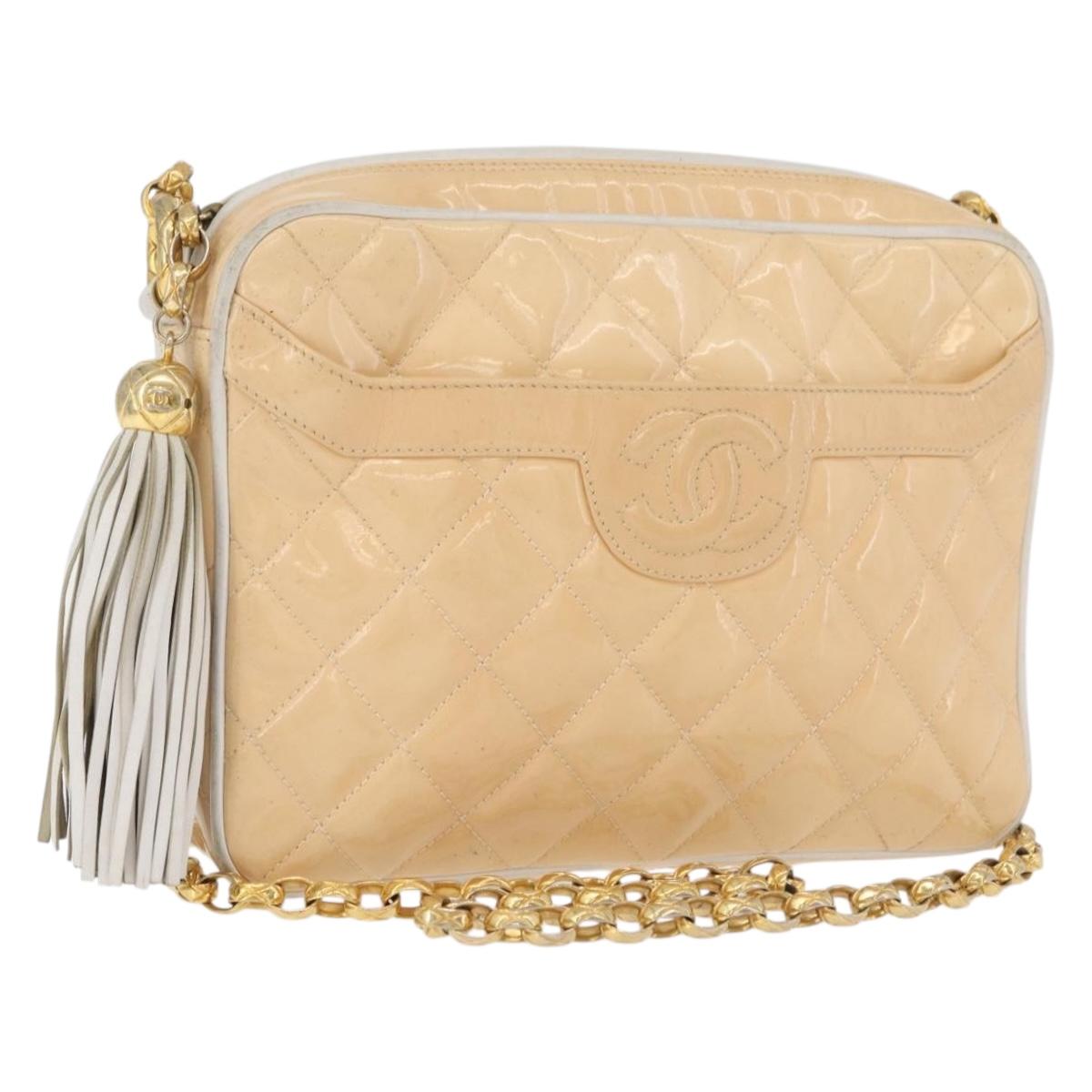 CHANEL Matelasse Chain Shoulder Bag Patent Leather Ivory Gold CC Auth BA13017