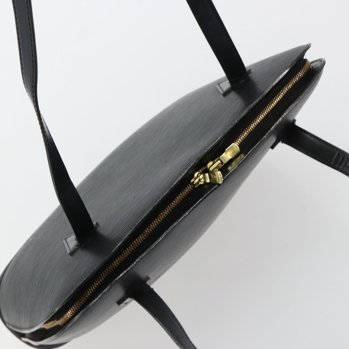 LOUIS VUITTON Epi Lussac Shoulder Bag Black M52282 LV Auth BA13025