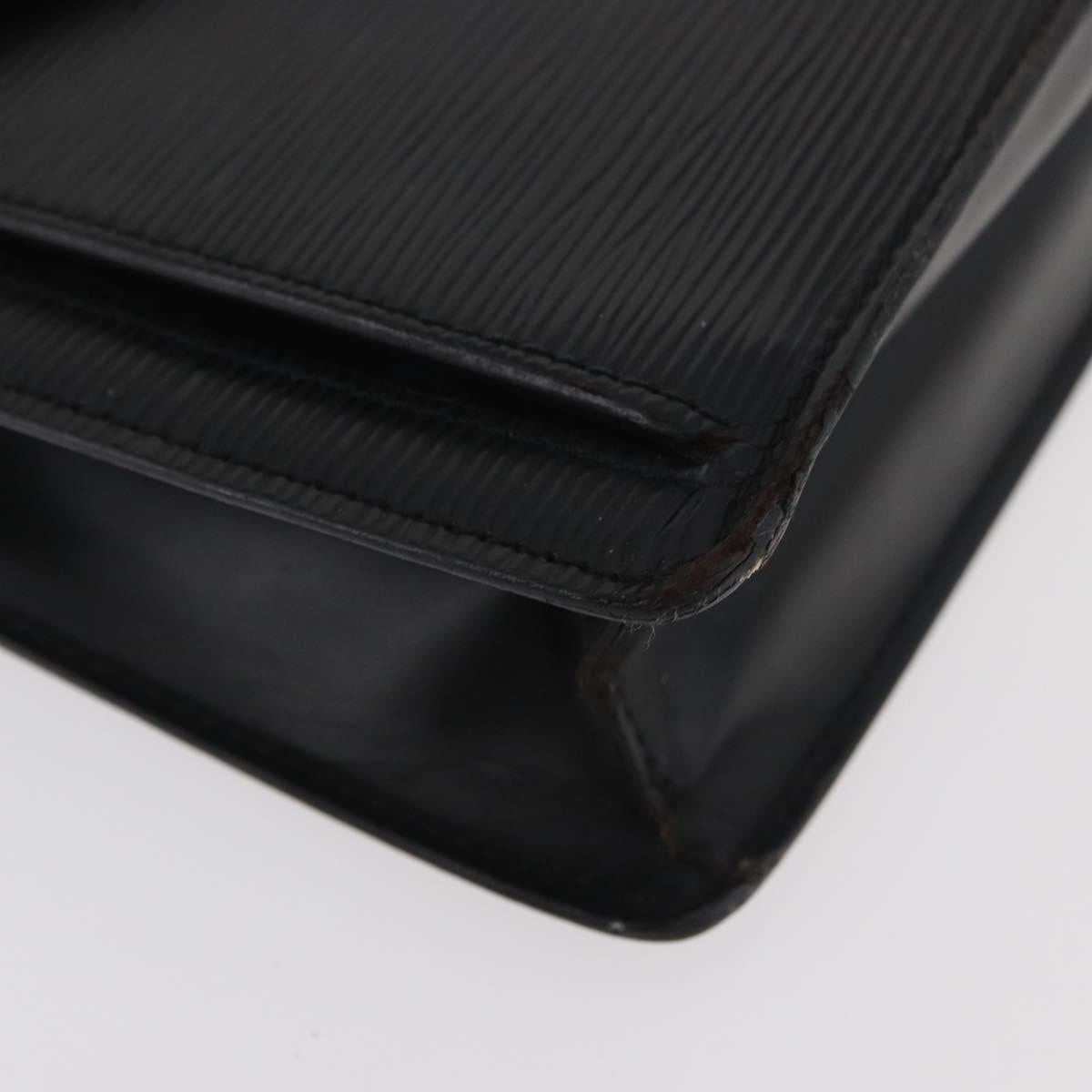 LOUIS VUITTON Epi Serie Dragonne Clutch Bag Black Noir M52612 LV Auth BA13129