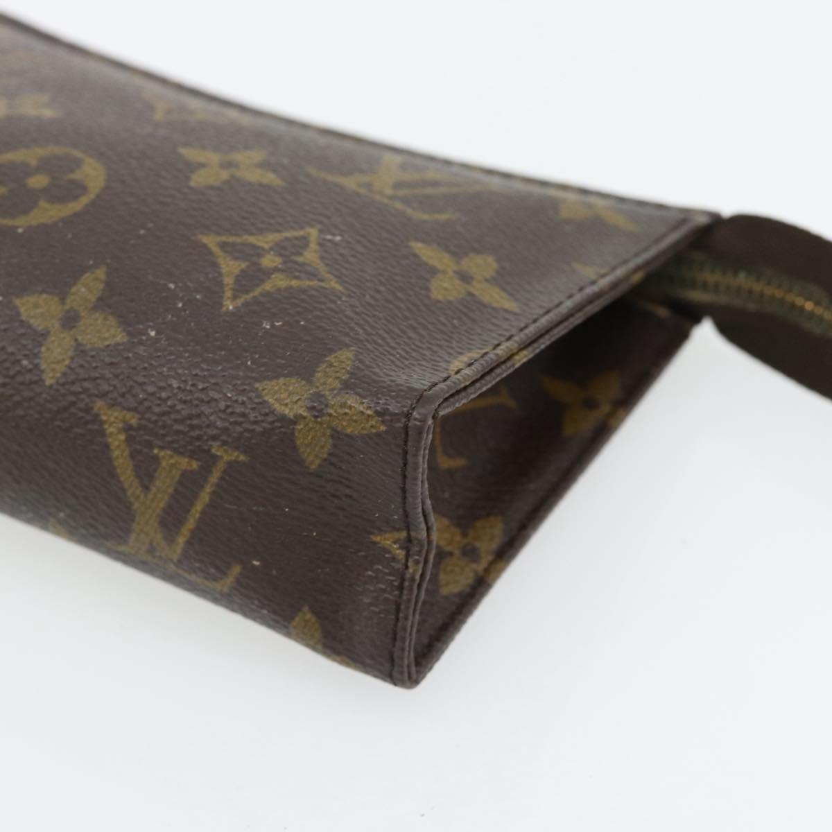LOUIS VUITTON Monogram Poche Toilette 15 Pouch M47546 LV Auth BA13244