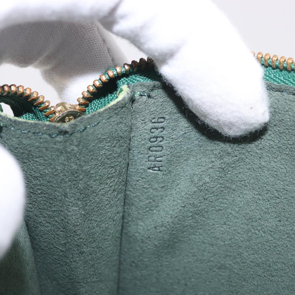 LOUIS VUITTON Epi Pochette Accessoires Pouch Green M52984 LV Auth BA13285
