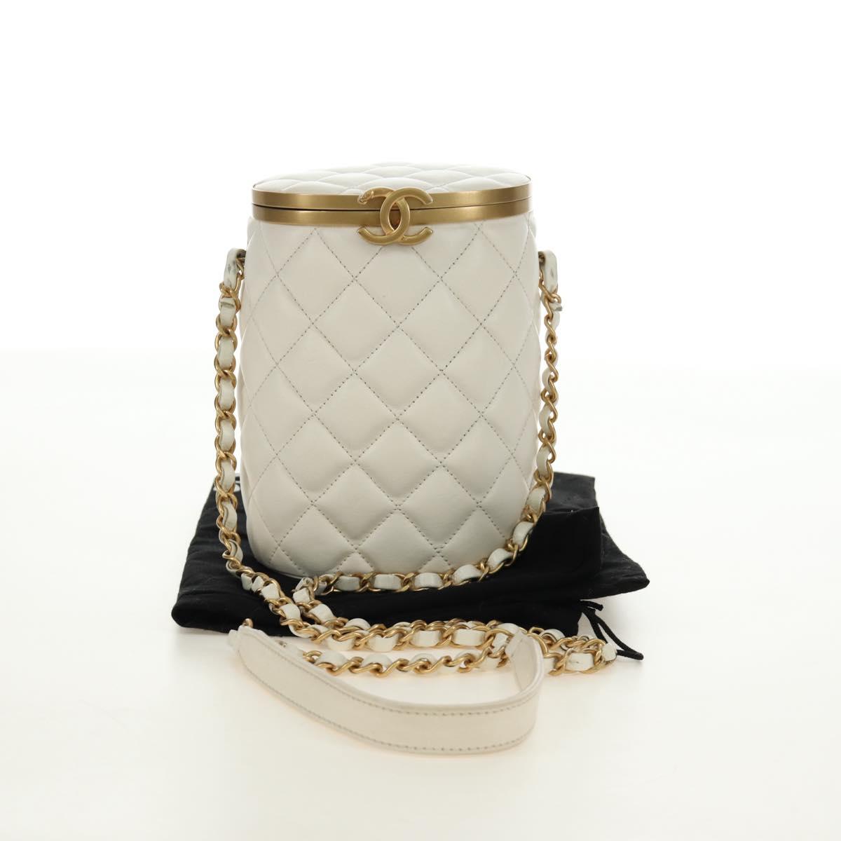 CHANEL Chain Matelasse Shoulder Bag Lamb Skin White Gold CC Auth BA13318M