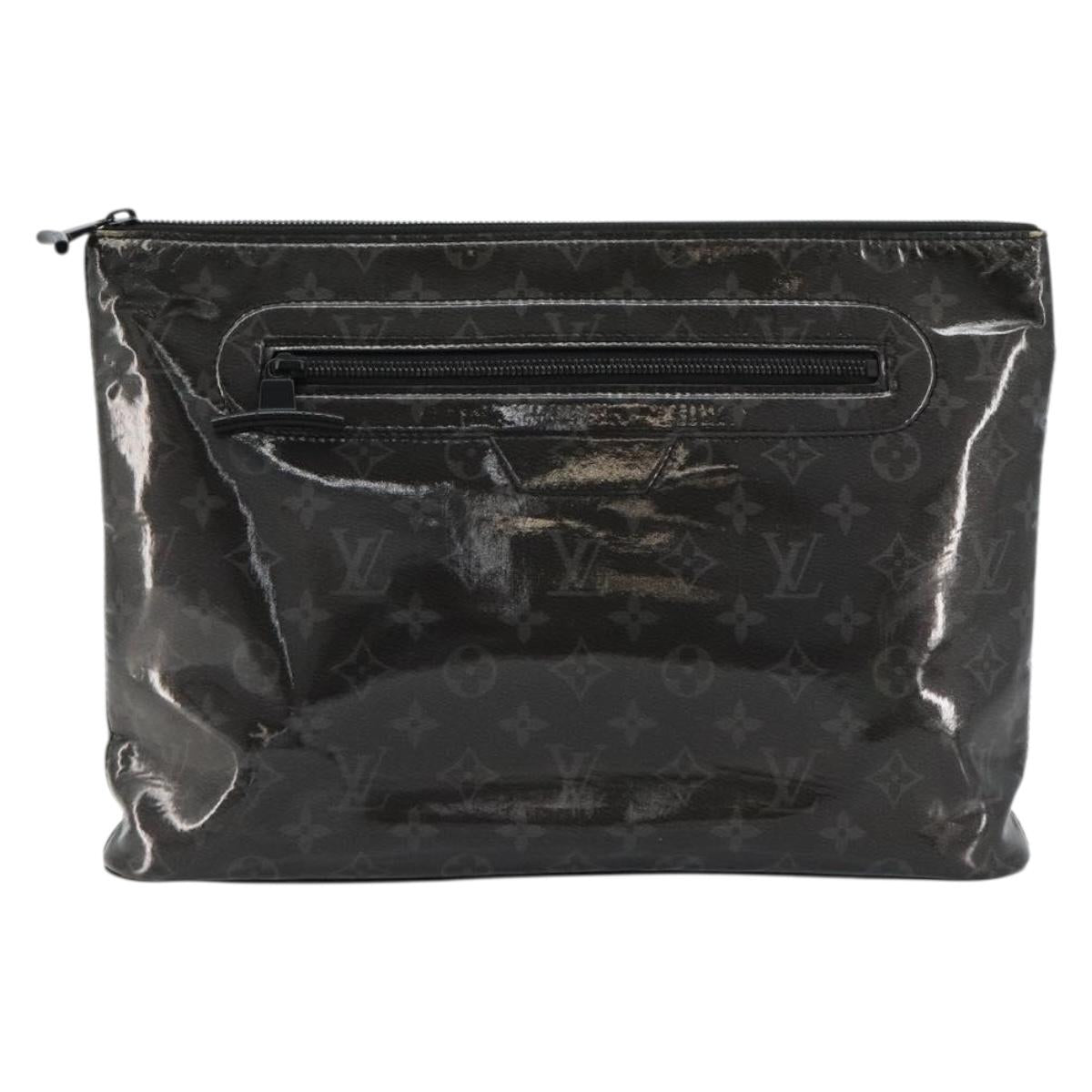 LOUIS VUITTON Monogram Eclipse Glaze Pochette Cosmos Black M63373 Auth BA13371