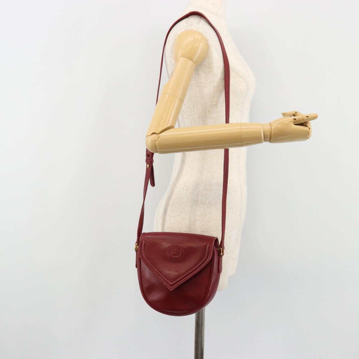 GUCCI Shoulder Bag Leather Red Gold 007 261 0081 Auth BA13384