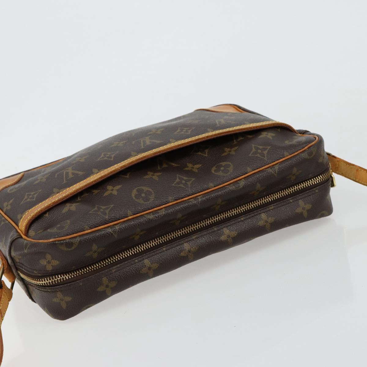 LOUIS VUITTON Monogram Trocadero 30 Shoulder Bag M51272 LV Auth BA13396