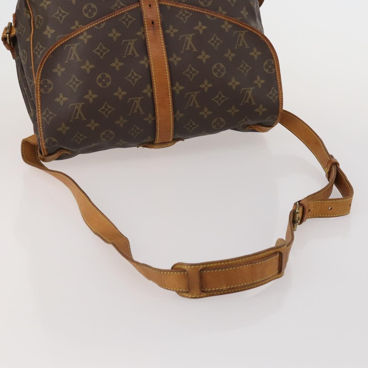 LOUIS VUITTON Monogram Saumur 35 Shoulder Bag M42254 LV Auth BA13483