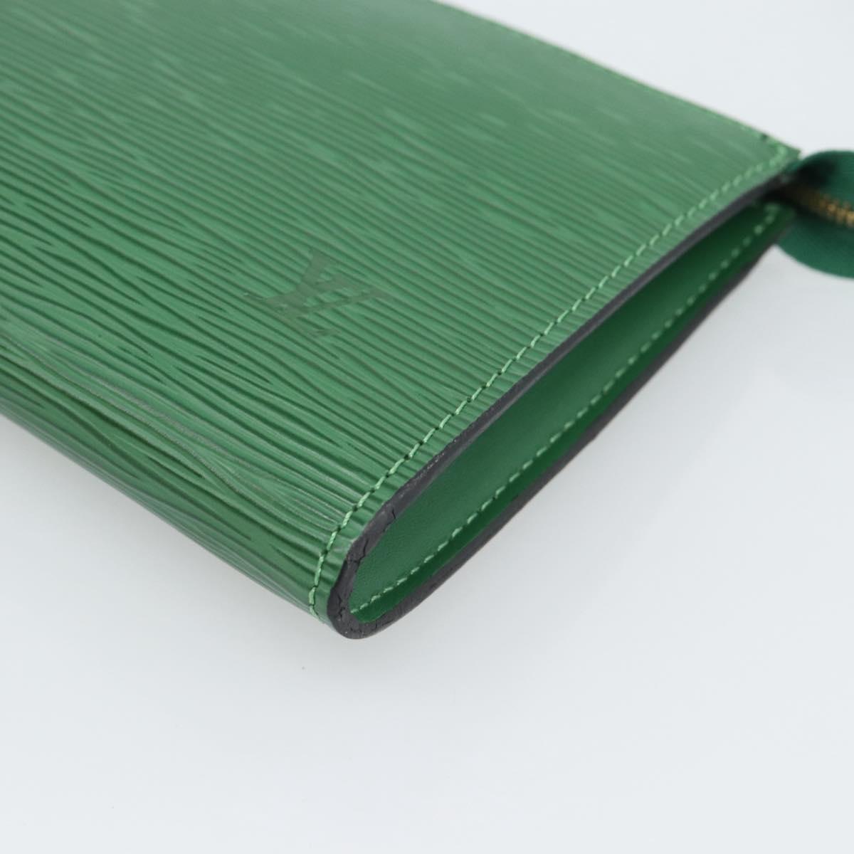 LOUIS VUITTON Epi Pochette Accessoires Accessory Pouch Green M52984 Auth BA13512