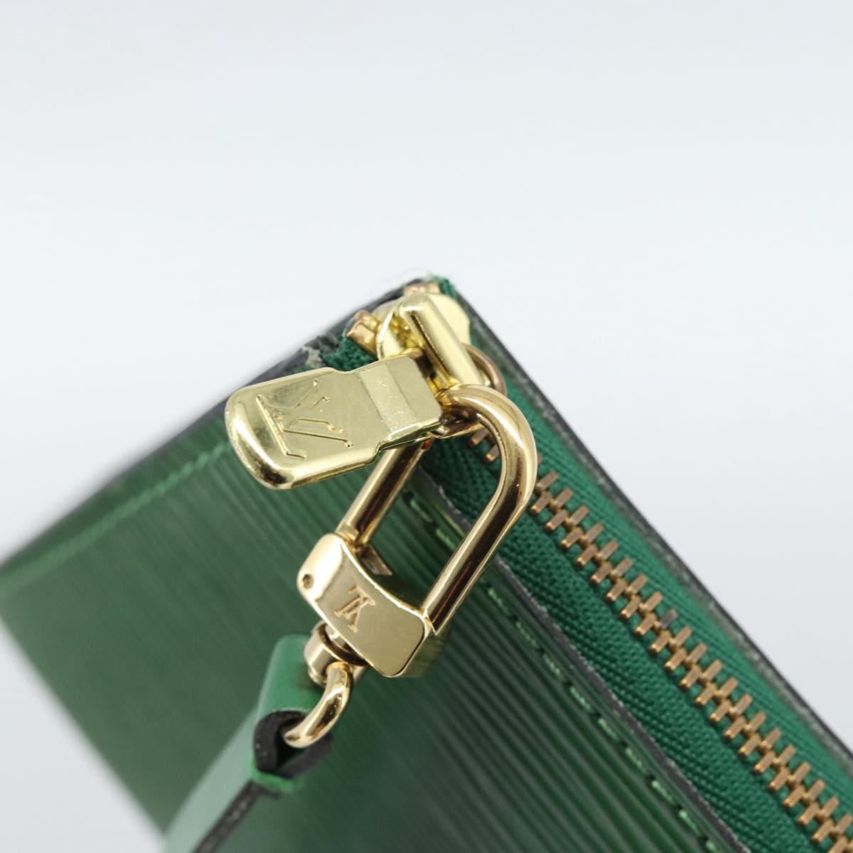 LOUIS VUITTON Epi Pochette Accessoires Accessory Pouch Green M52984 Auth BA13512