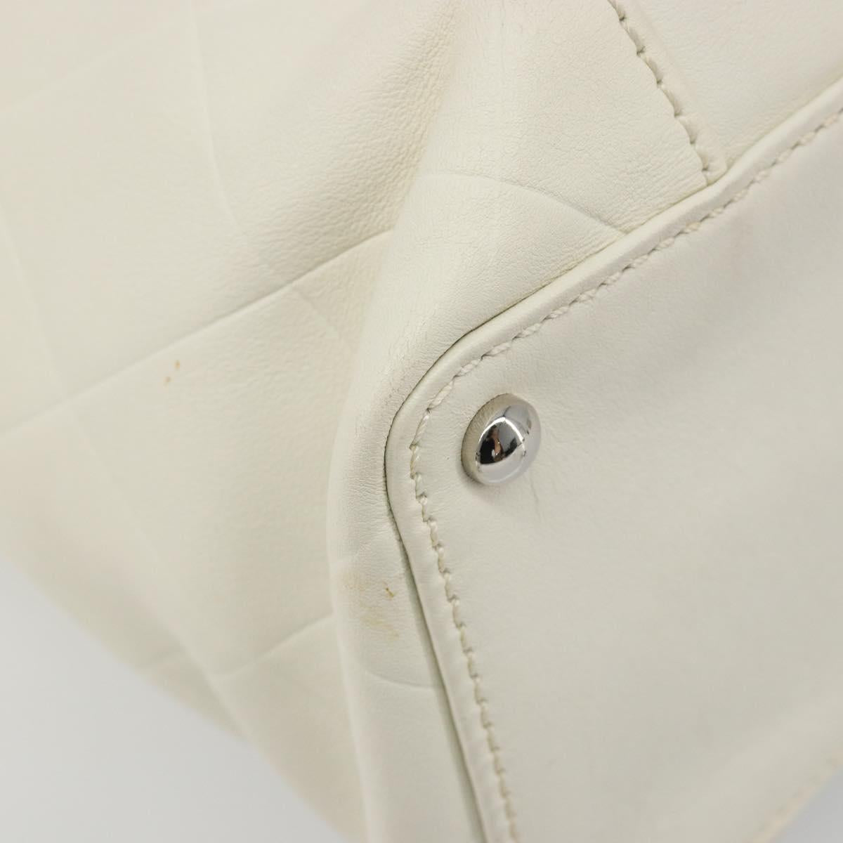 CHANEL V Stitch Hand Bag Lamb Skin White Silver CC Auth BA13606V