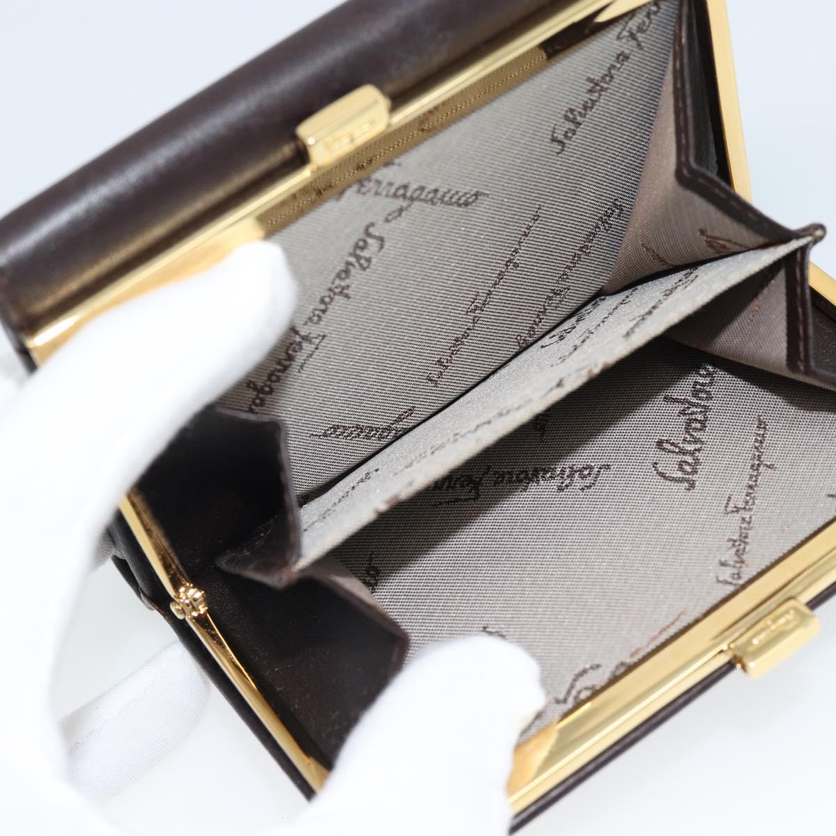 Salvatore Ferragamo Gancini Trifold Wallet Leather Brown Gold Auth BA13626V