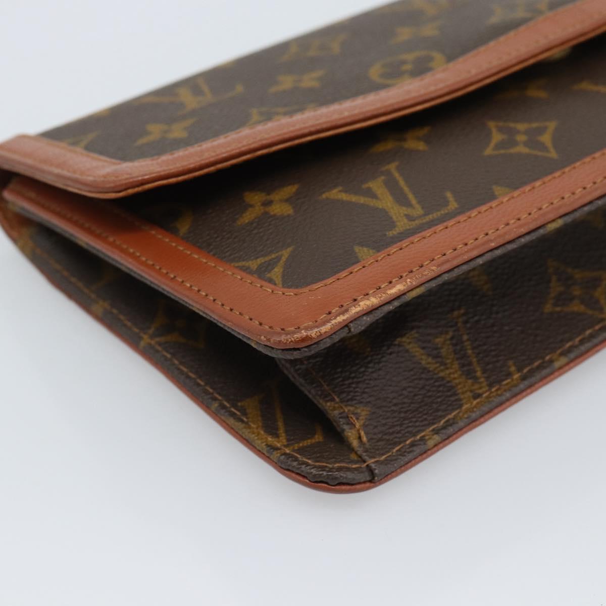 LOUIS VUITTON Monogram Pochette Dam PM Clutch Bag M51812 LV Auth BA13708