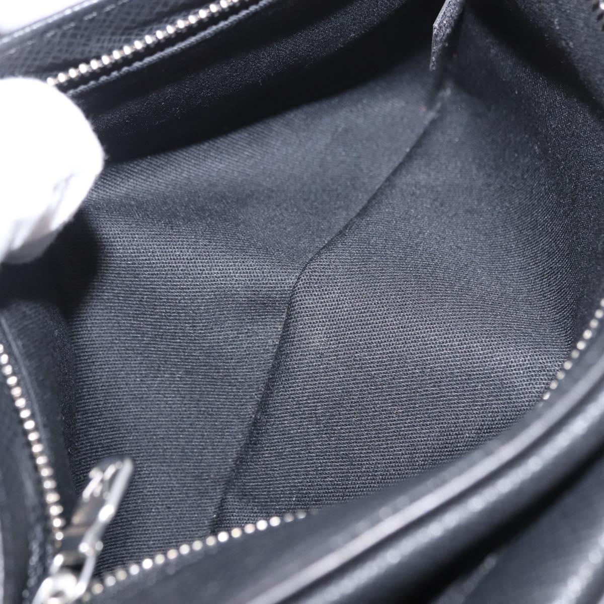 LOUIS VUITTON Taiga Karga Clutch Bag Ardoise Black M30812 LV Auth BA13765A