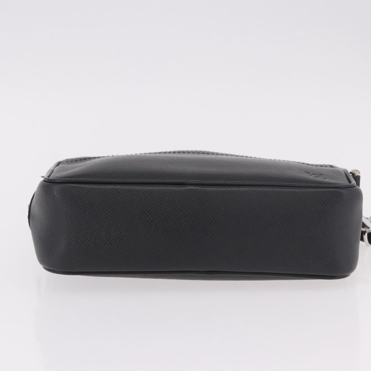 LOUIS VUITTON Taiga Karga Clutch Bag Ardoise Black M30812 LV Auth BA13765A