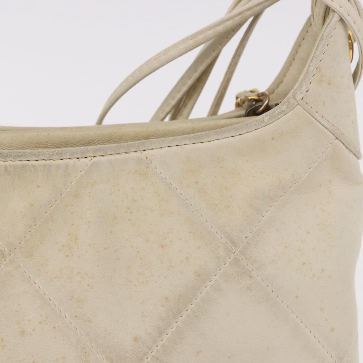 CHANEL Matelasse Shoulder Bag Lamb Skin White Gold CC Auth BA13767