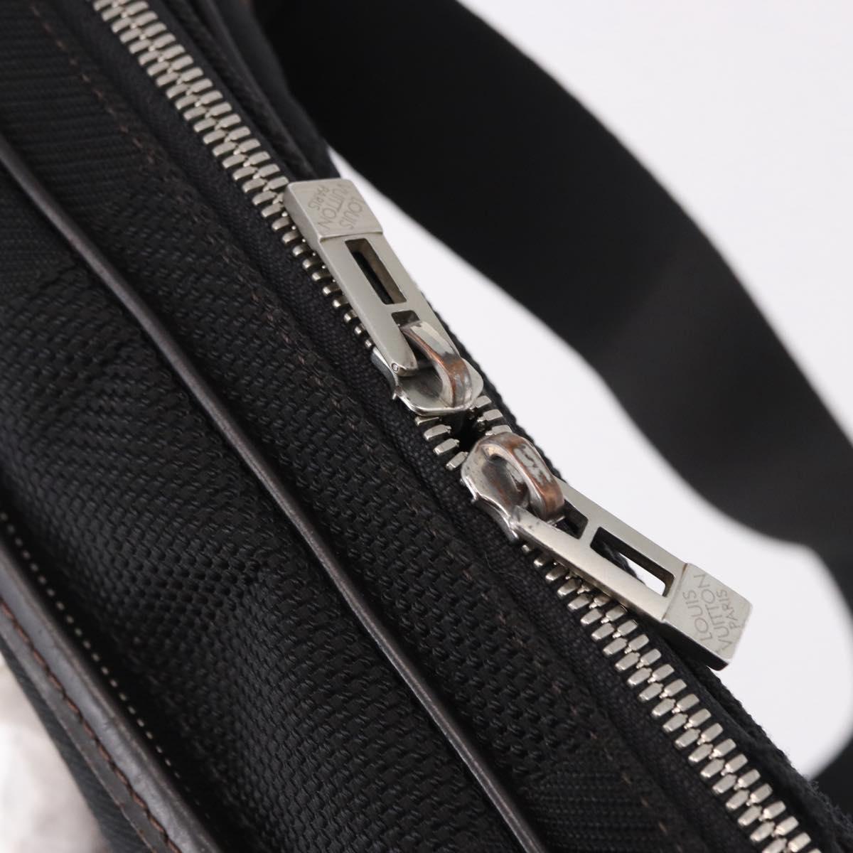 LOUIS VUITTON Damier Geant Acrobat Shoulder Bag Canvas Black M93620 Auth BA13802
