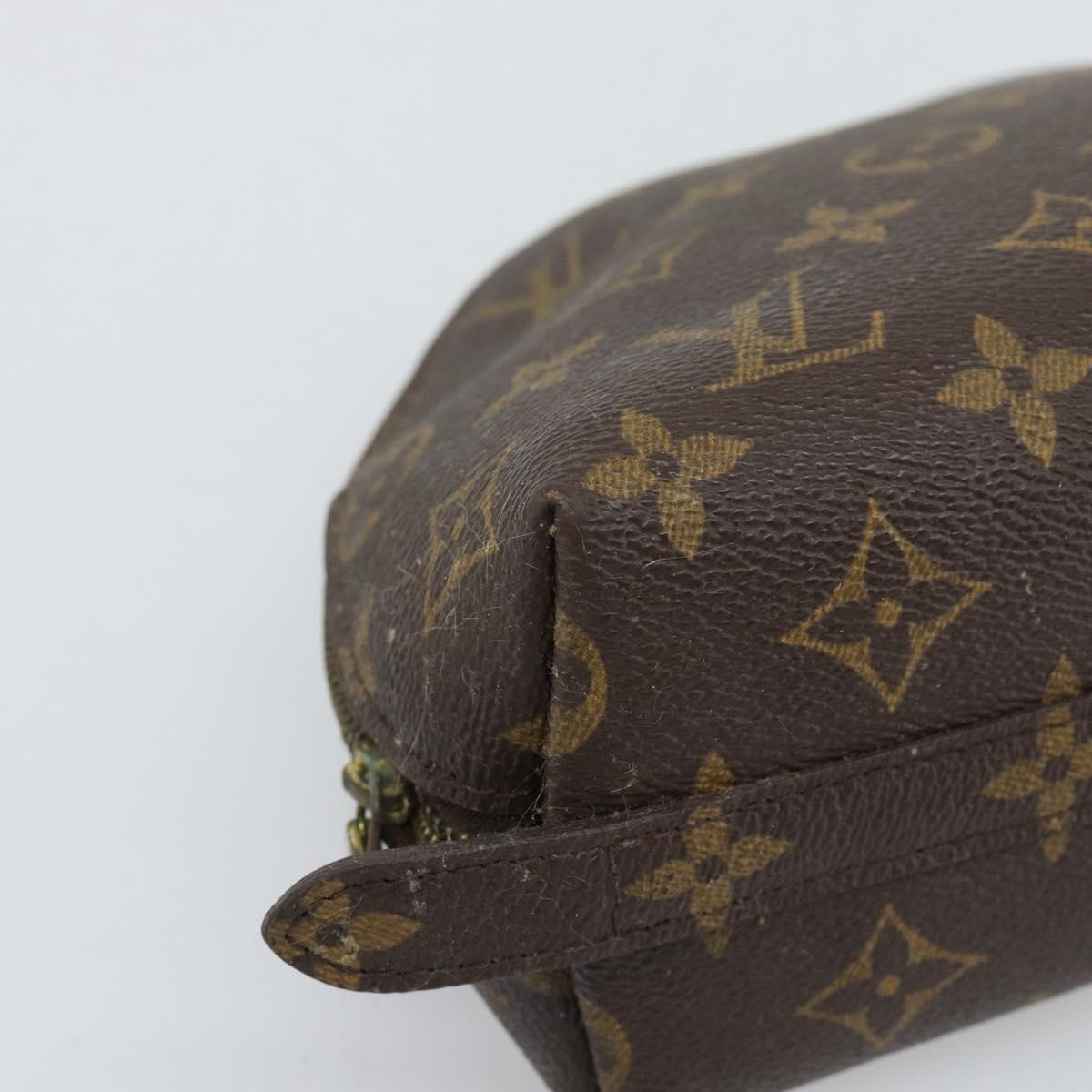 LOUIS VUITTON Monogram Trousse Demi Ronde Cosmetic Pouch M47520 LV Auth BA13889