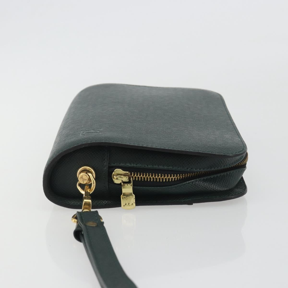 LOUIS VUITTON Taiga Baikal Clutch Bag Epicea M30184 LV Auth BA13916