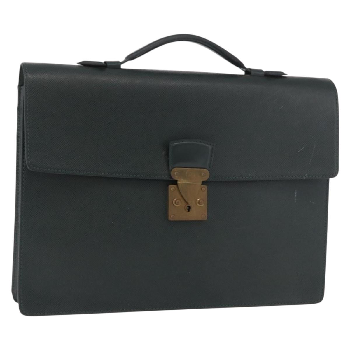 LOUIS VUITTON Taiga ServietteKourad Business Bag Epicea T16786 LV Auth BA13918