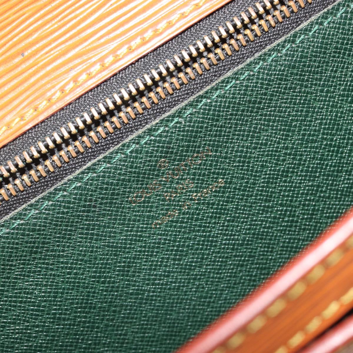 LOUIS VUITTON Epi Sellier Dragonne Clutch Bag Zipang Gold M52618 LV Auth BA13919