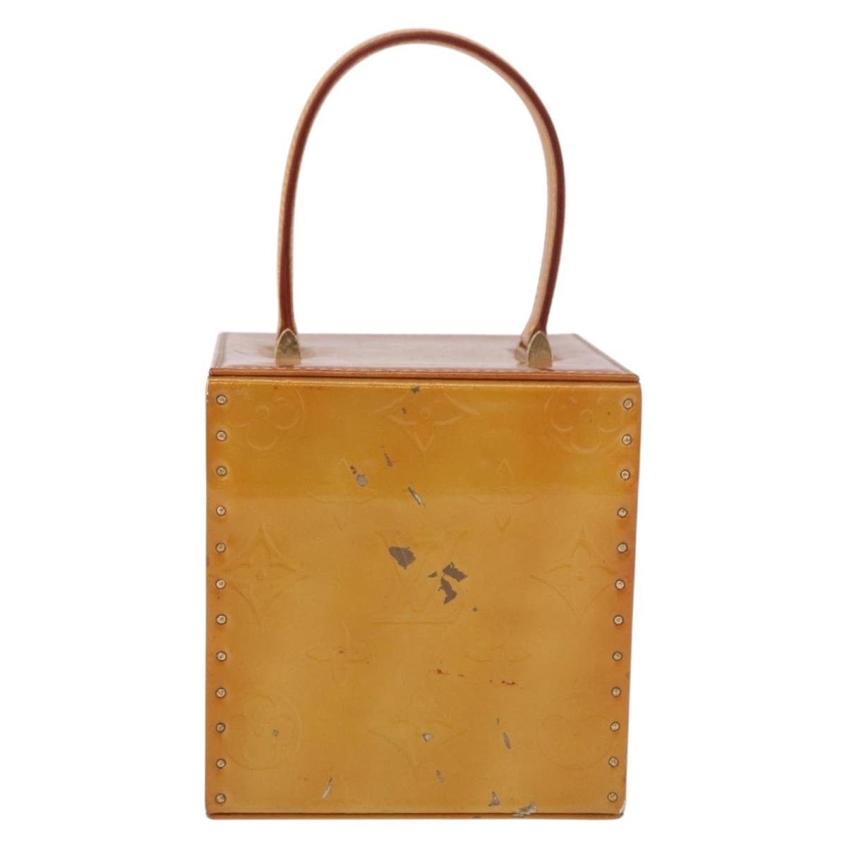 LOUIS VUITTON Vernis Bleecker Cosmetic Pouch Beige M91002 LV Auth BA13925