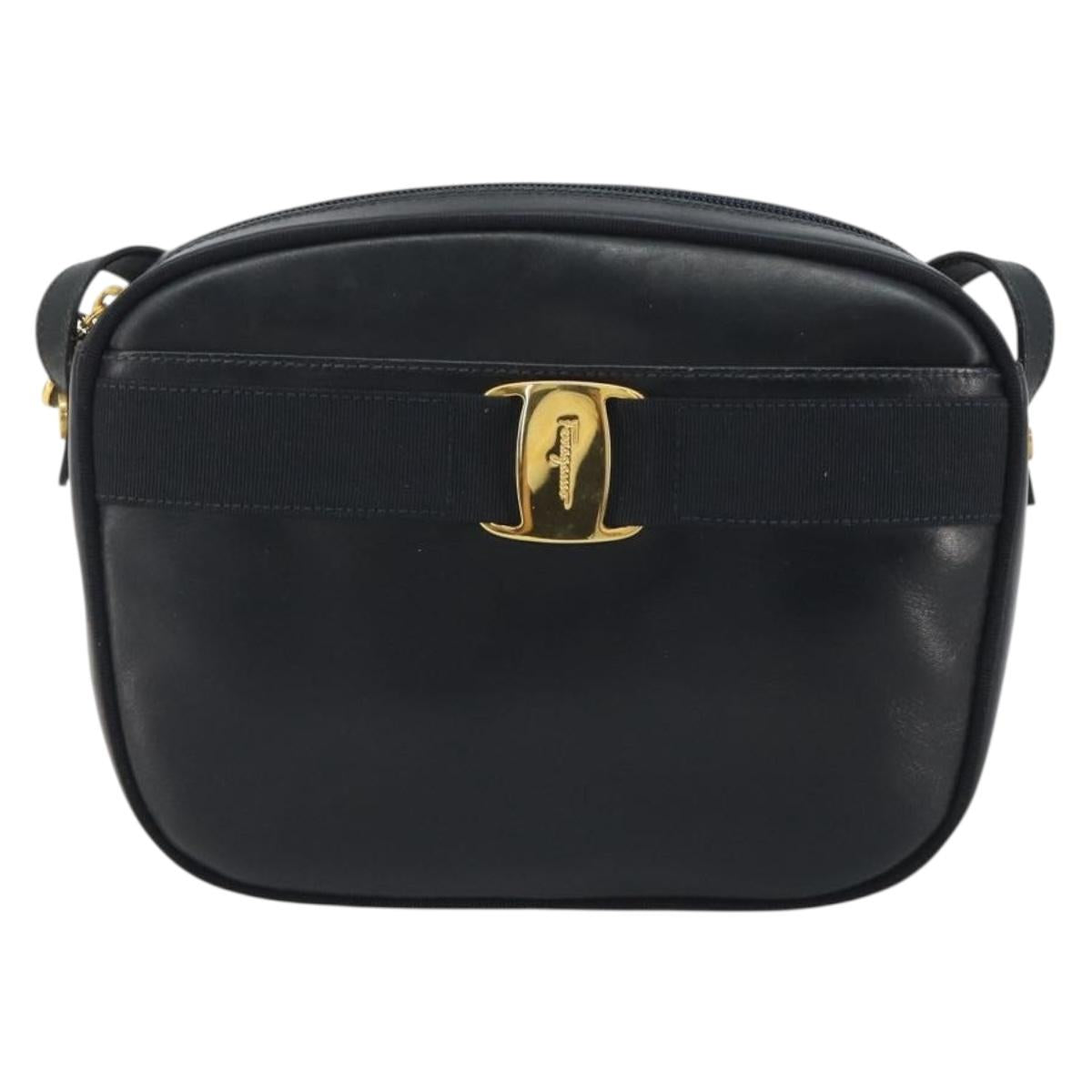 Salvatore Ferragamo Vala Shoulder Bag Leather Black Gold Auth BA13929