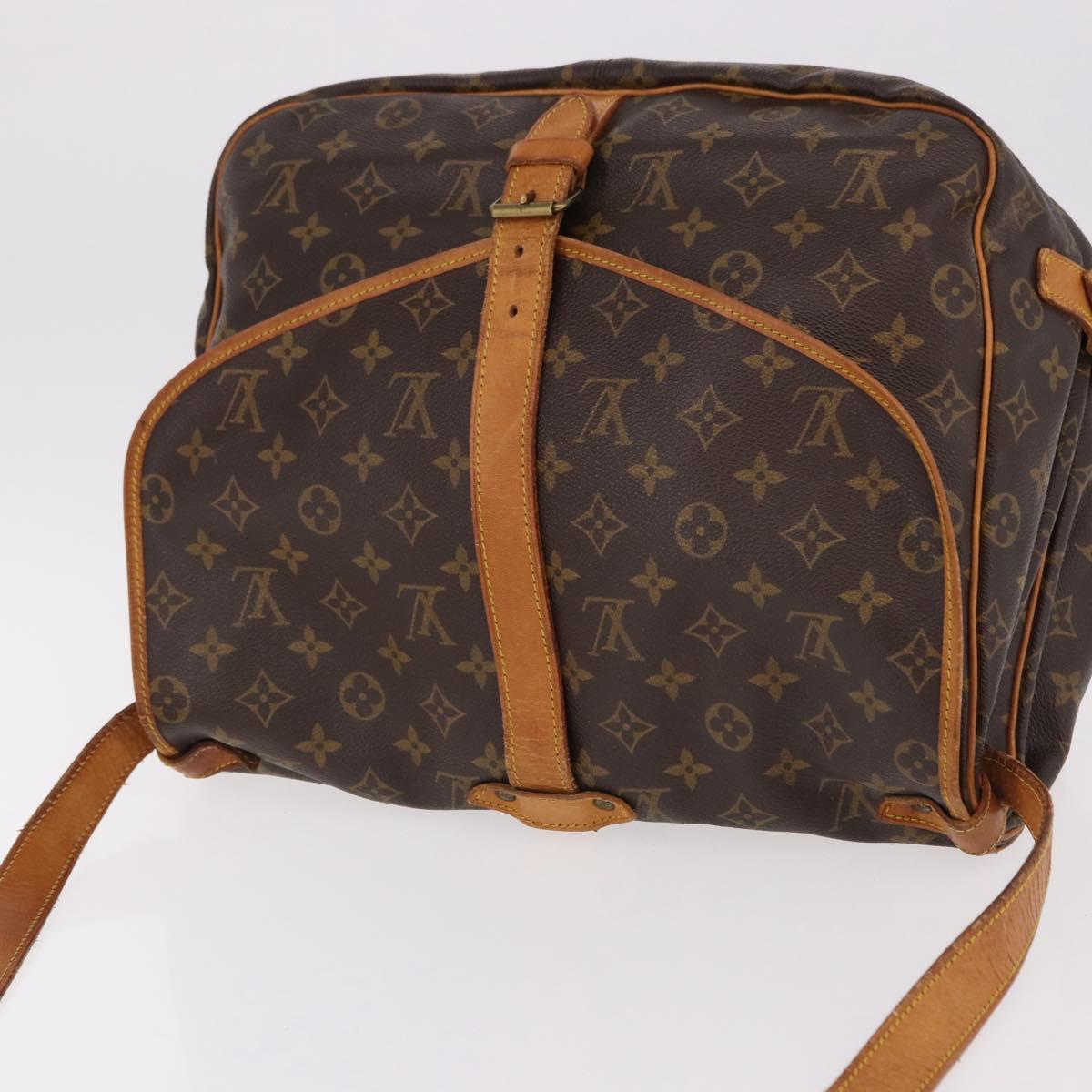 LOUIS VUITTON Monogram Saumur 35 Shoulder Bag M42254 LV Auth BA13944
