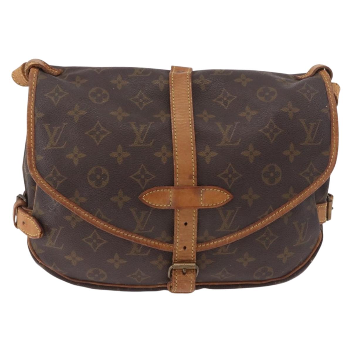 LOUIS VUITTON Monogram Saumur 30 Shoulder Bag M42256 LV Auth BA13945