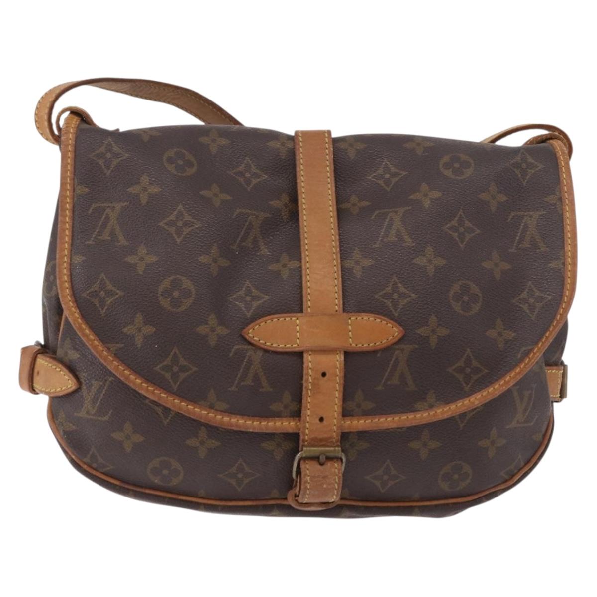 LOUIS VUITTON Monogram Saumur 30 Shoulder Bag M42256 LV Auth BA13945