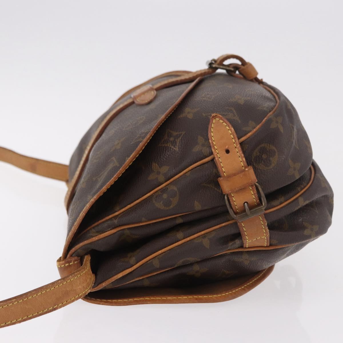 LOUIS VUITTON Monogram Saumur 30 Shoulder Bag M42256 LV Auth BA13945