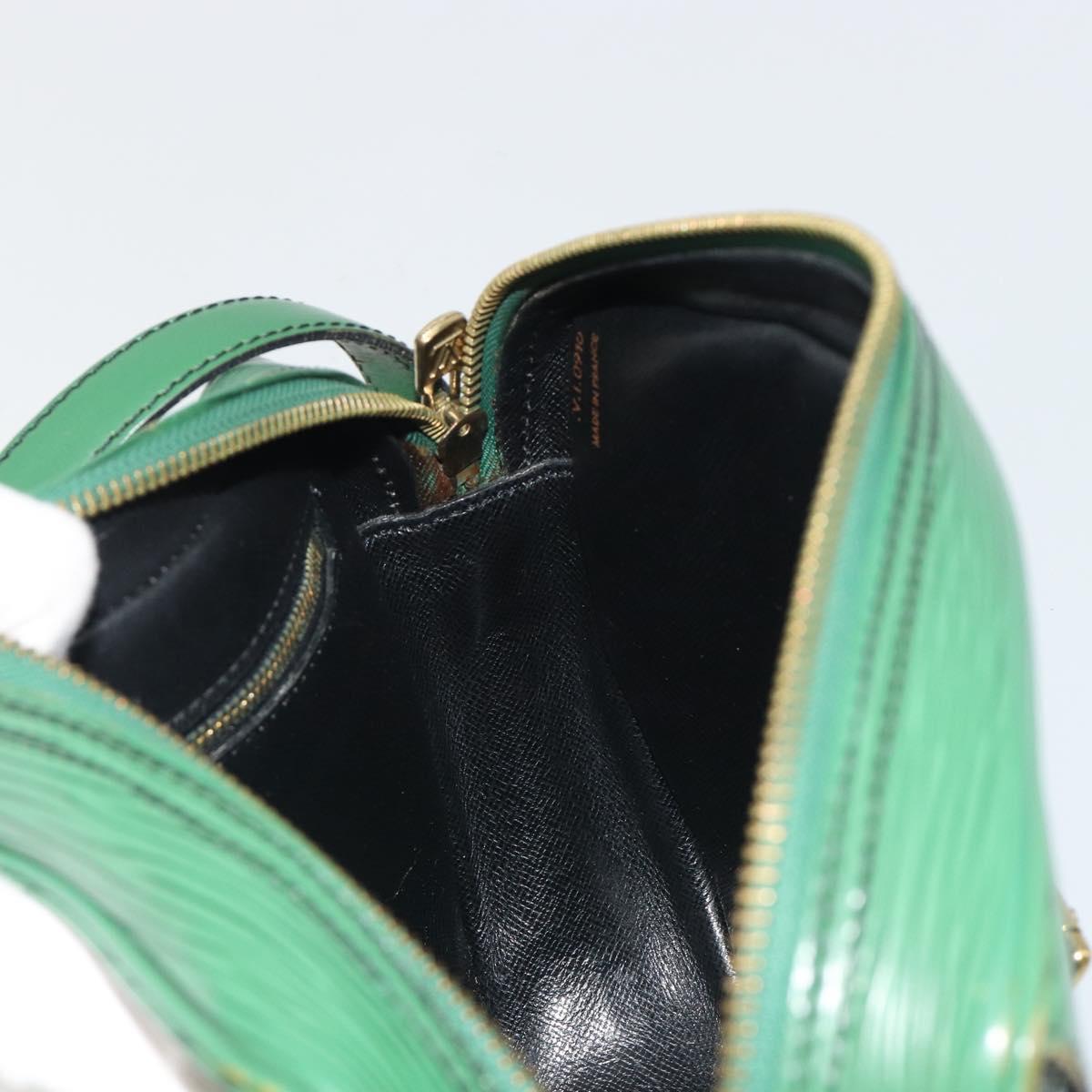 LOUIS VUITTON Epi Jeune Fille MM Shoulder Bag Green M52154 LV Auth BA13953A