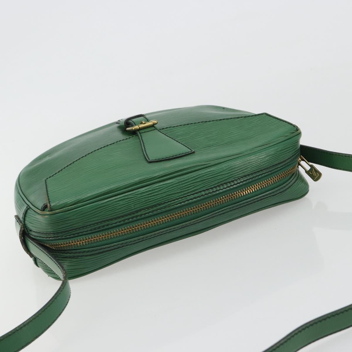 LOUIS VUITTON Epi Jeune Fille MM Shoulder Bag Green M52154 LV Auth BA13953A