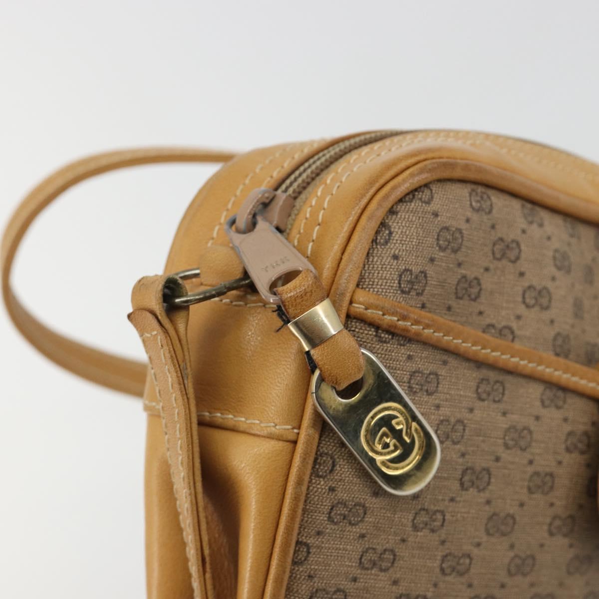 GUCCI Micro GG Shoulder Bag PVC Leather Beige Gold Auth BA13971A