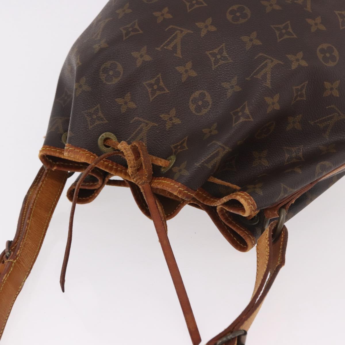 LOUIS VUITTON Monogram Petit Noe Shoulder Bag M42226 LV Auth BA13980